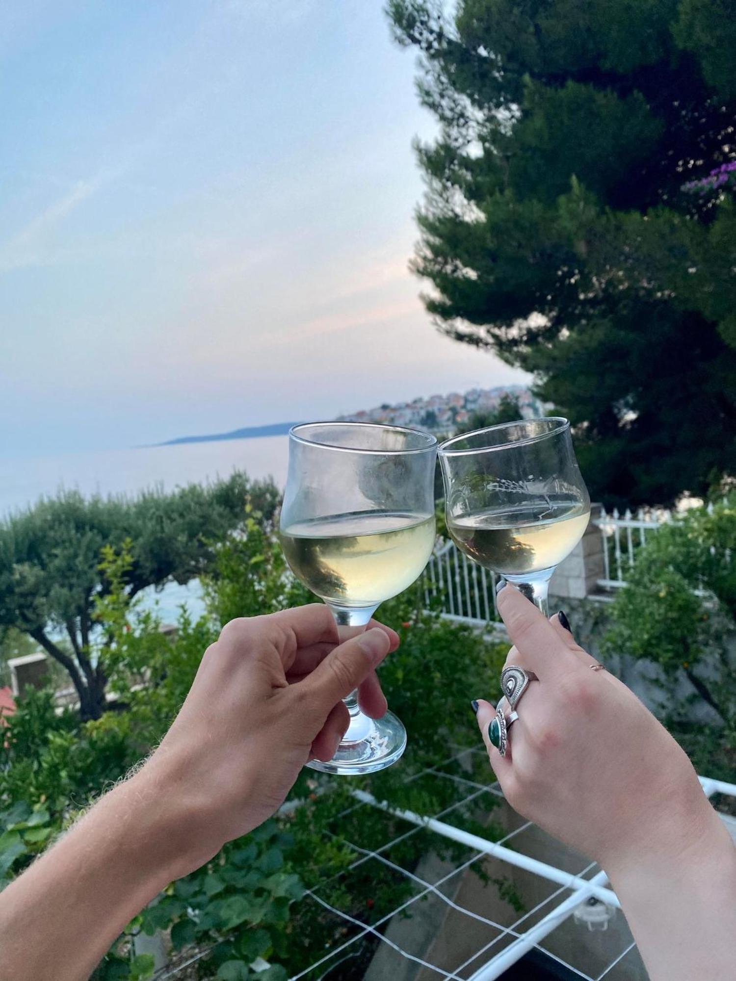 Luxury Seaside Villa With A Classic Mediterranean Olive Garden, A Fully Equipped Professional Kitchen, Pool, Sauna, Padle Boards And Canoe - Miolin Beach House Trogir Bagian luar foto