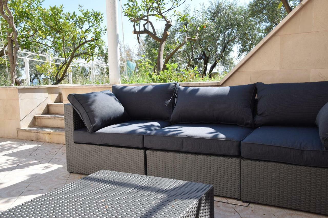 Luxury Seaside Villa With A Classic Mediterranean Olive Garden, A Fully Equipped Professional Kitchen, Pool, Sauna, Padle Boards And Canoe - Miolin Beach House Trogir Bagian luar foto